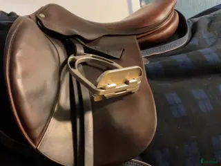 Sadlar hästutrustning Butet hoppsadel P-säte - Annons 7