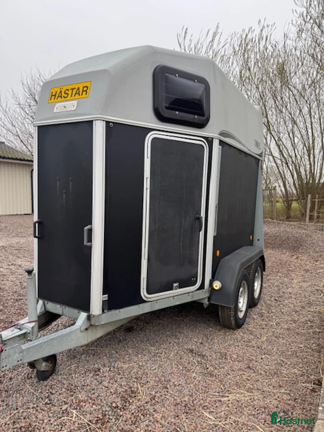 Hästtransporter  fordon & transport till salu: Thule Prestige årsmodell 2010 i Påarp - Annons 1