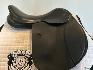 Sadlar hästutrustning Hoppsadel Santa Cruz Celine 17,5" i Uppsala - Annons 8