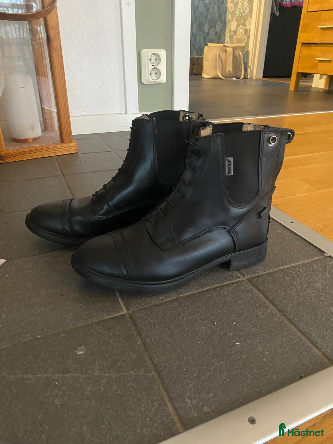 Ridstövlar ryttarutrustning till salu: Fina ridskor  i Mölndal - Annons 1