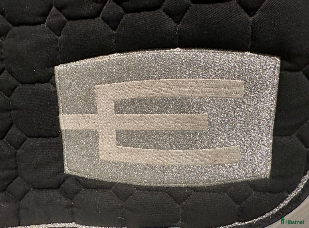 Schabrak & Vojlockar hästutrustning till salu: Equiline schabrak i Åre - Annons 2