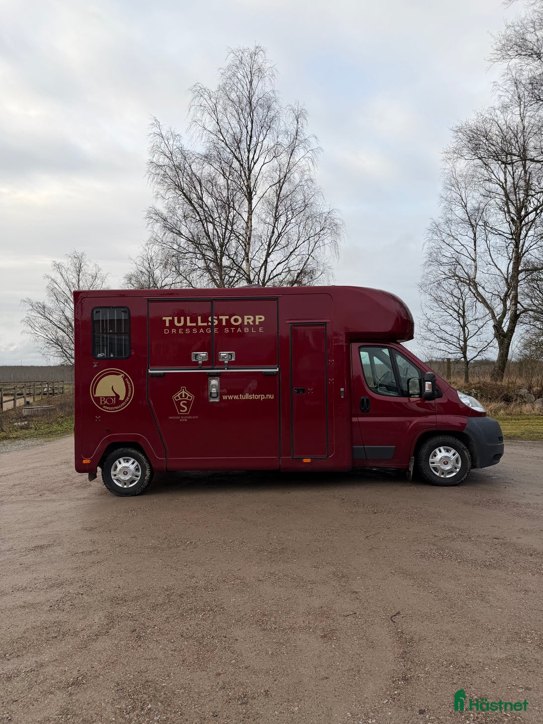 Hästlastbilar  fordon & transport till salu: Boj Hästlastbil med Bodel B-körkort  i Västerås - Annons 3