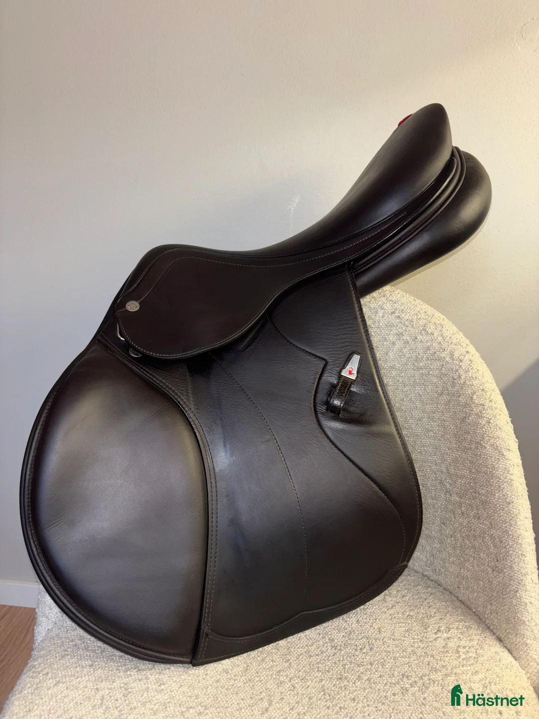 Sadlar hästutrustning till salu: Equipe synergy special brun 17” i Borlänge - Annons 1