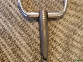 Bett hästutrustning till salu: Fager Laura 10,5 - Annons 1