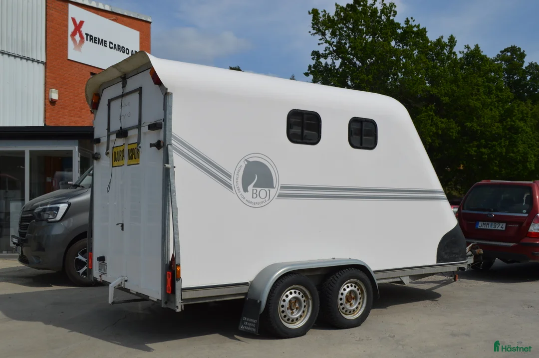 Hästtransporter  fordon & transport till salu: Boj Magnum Island 3 Snedställd Tot. vikt 1990kg - Annons 7