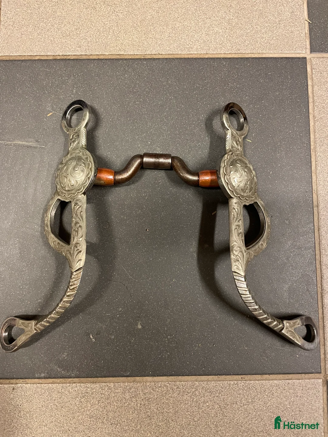 Bett hästutrustning till salu: Les Vogt western bett i Karlstad - Annons 1