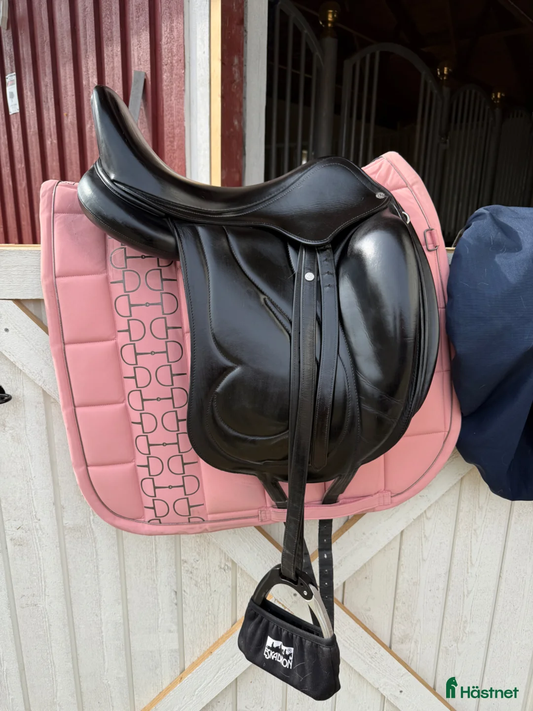 Sadlar hästutrustning till salu: Antares cadence  - Annons 1