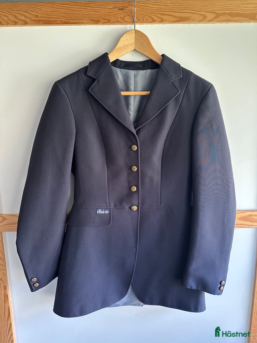 Jackor & Kavajer ryttarutrustning till salu: Pikeur tävlingskavaj i Perstorp - Annons 1