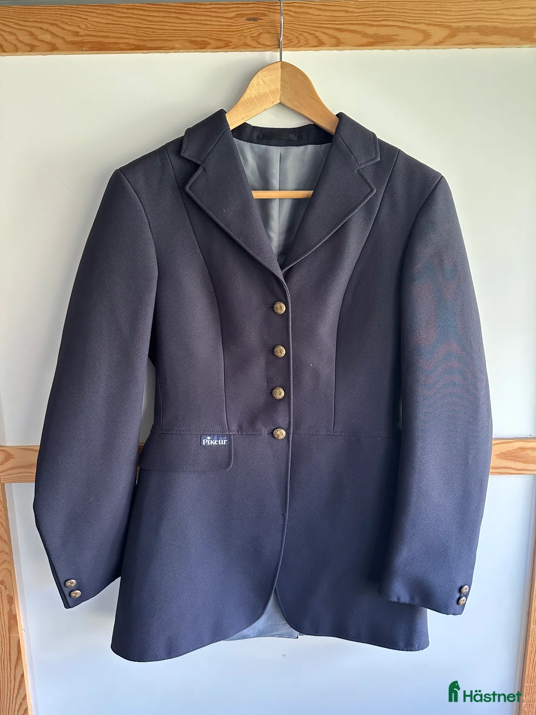 Jackor & Kavajer ryttarutrustning till salu: Pikeur tävlingskavaj i Perstorp - Annons 1