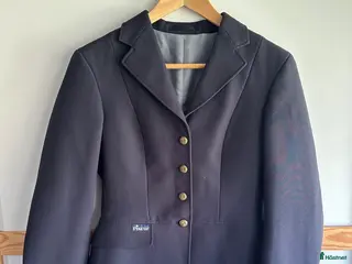 Jackor & Kavajer ryttarutrustning till salu: Pikeur tävlingskavaj i Perstorp - Annons 4