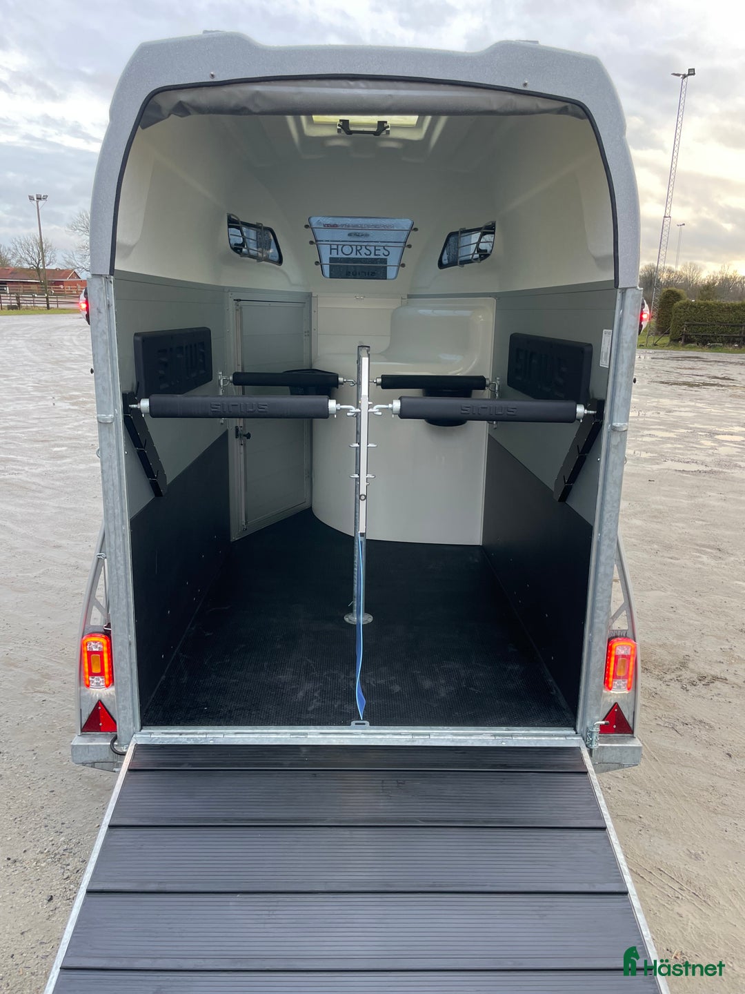 Hästtransporter  fordon & transport till salu: Slitstark och marknadens stabilaste konstruktion. i Flyinge - Annons 7