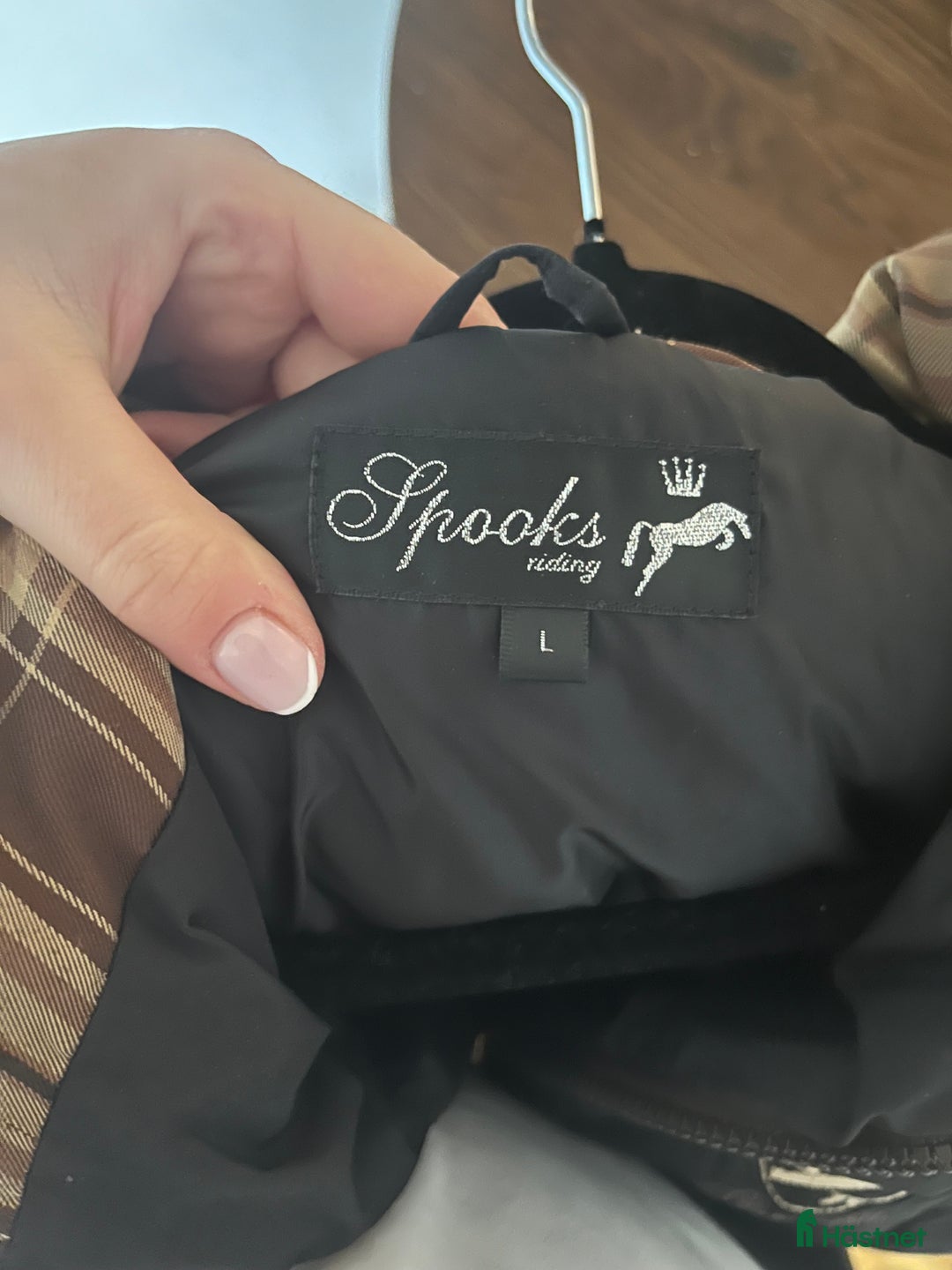 Övrigt Ridkläder ryttarutrustning till salu: Spooks väst  i Lidingö - Annons 3