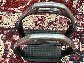 Stigbyglar hästutrustning till salu: Sprengers säkerhets stigbygel i Västerås - Annons 17