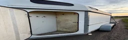 Hästtransporter  fordon & transport till salu: 600kg lastvikt på B-kort dubbla sadelkammare - Annons 6