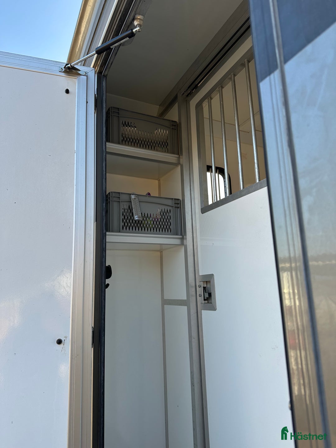 Hästlastbilar  fordon & transport till salu: Klockren 2hästarslastbil säljes i Vellinge - Annons 7