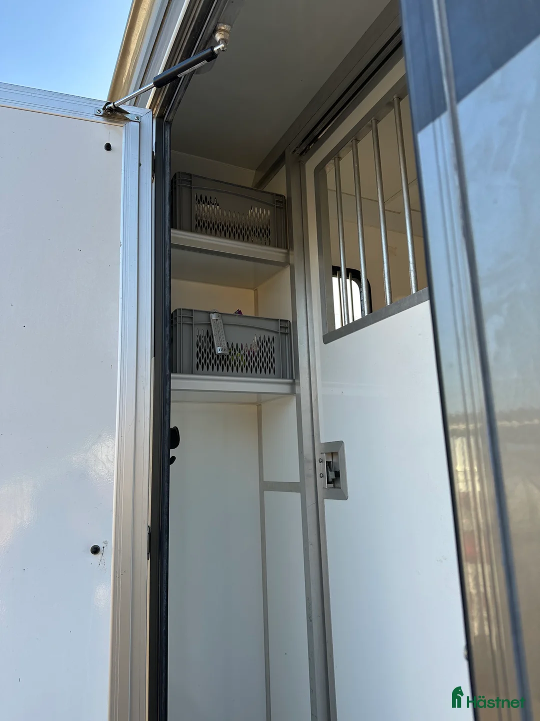 Hästlastbilar  fordon & transport till salu: Klockren 2hästarslastbil säljes i Vellinge - Annons 7