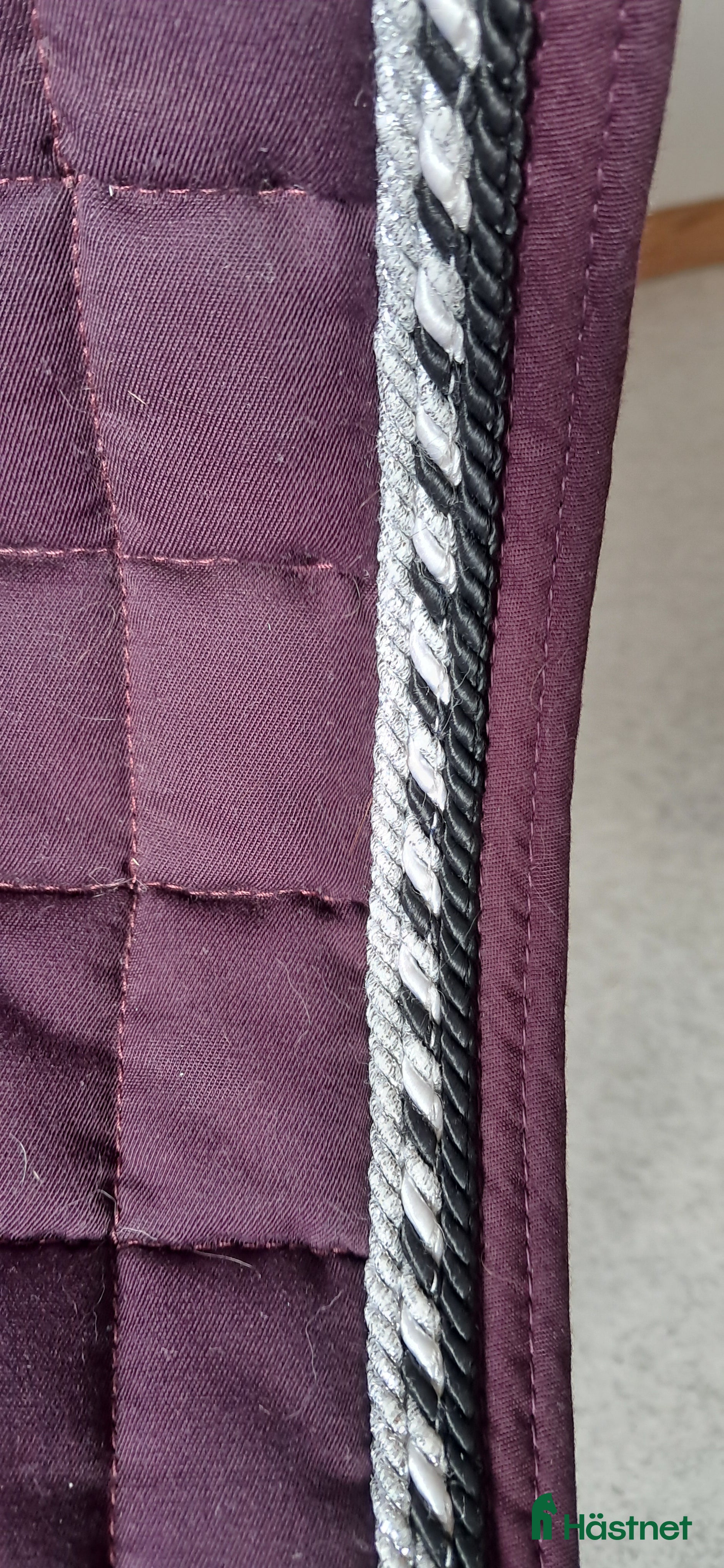 Schabrak & Vojlockar hästutrustning till salu: MIAS PLOMMON LILA i Piteå - Annons 5