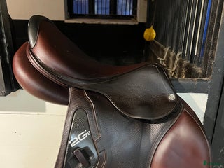 Sadlar hästutrustning till salu: CWD hoppsadel 17” årsmodell 2020 i Surahammar - Annons 3
