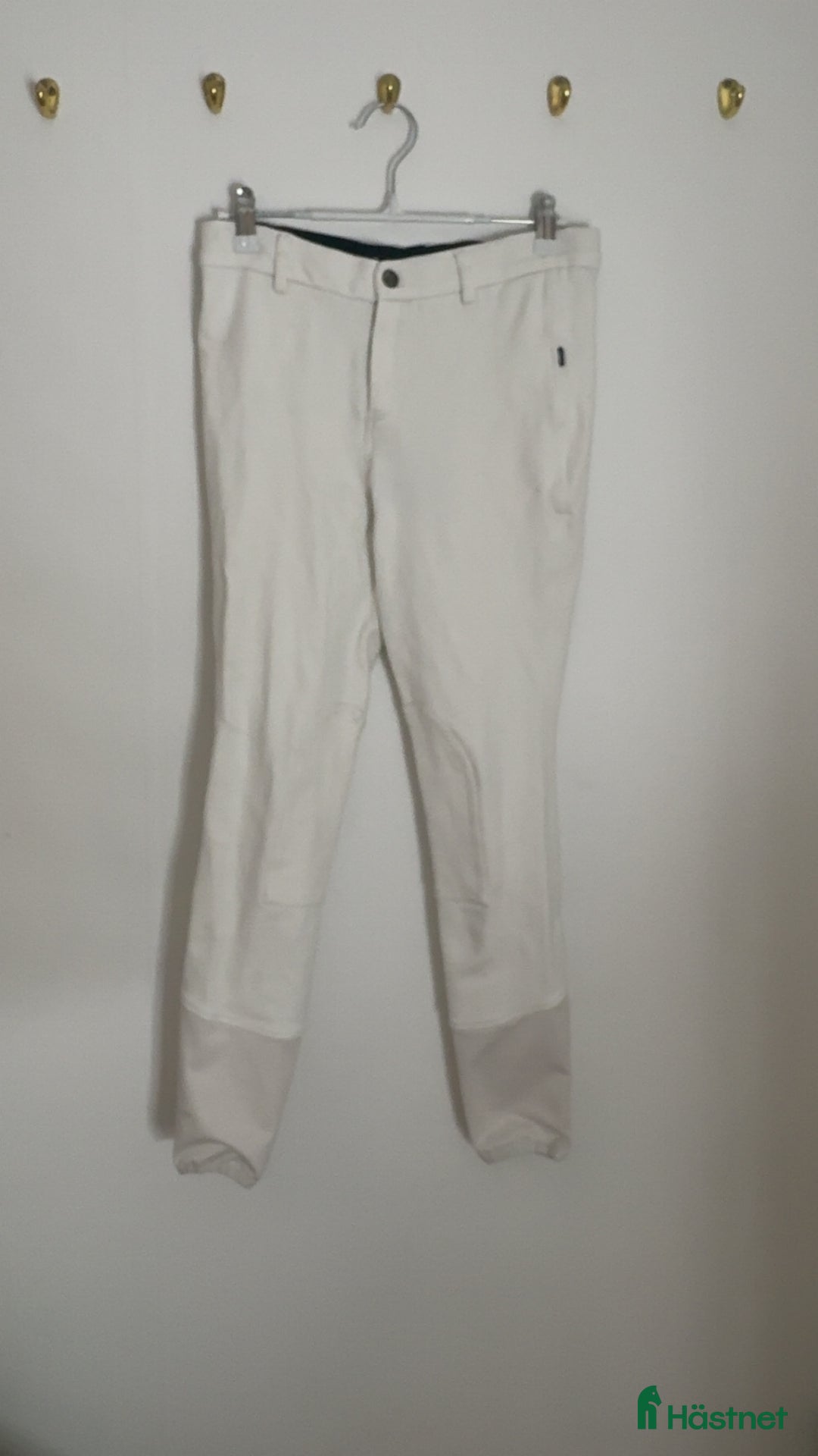 Ridbyxor ryttarutrustning till salu: Vita tävlingsridbyxor i Vaxholm - Annons 1