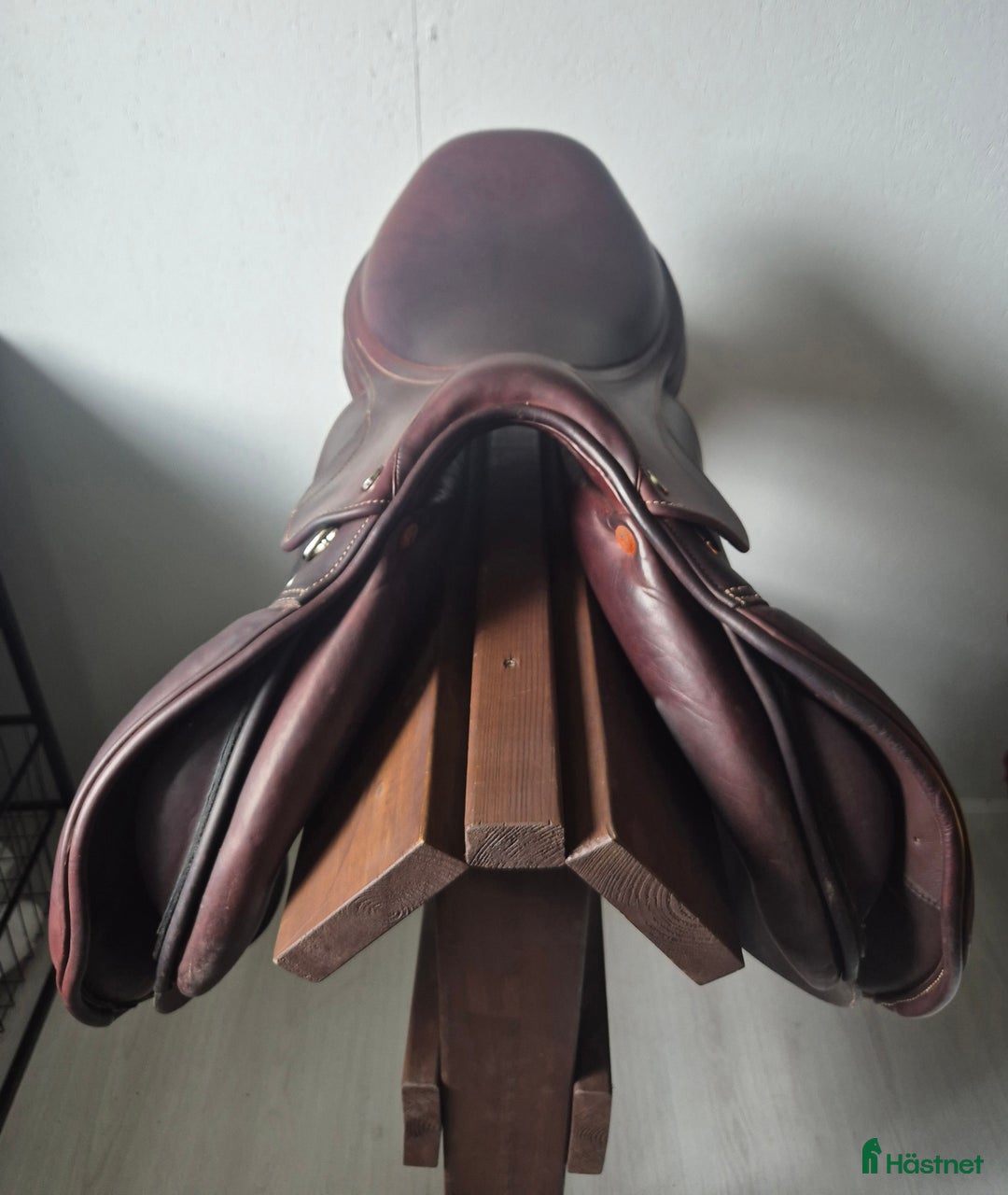 Sadlar hästutrustning till salu: Tech1 i nyskick  i Kågeröd - Annons 2