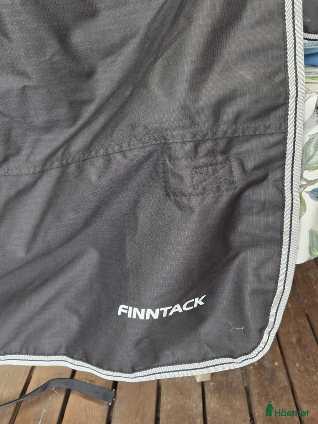 Täcken hästutrustning till salu: Regntäcke - nytt i Virsbo - Annons 6