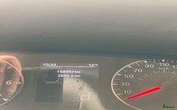 Hästlastbilar  fordon & transport till salu: Theault hästlastbil med sängar, b-körkort i Flyinge - Annons 10