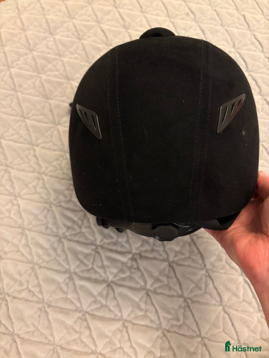 Hjälmar ryttarutrustning till salu: Klassisk hjälm från CRW i Stockholm - Annons 3