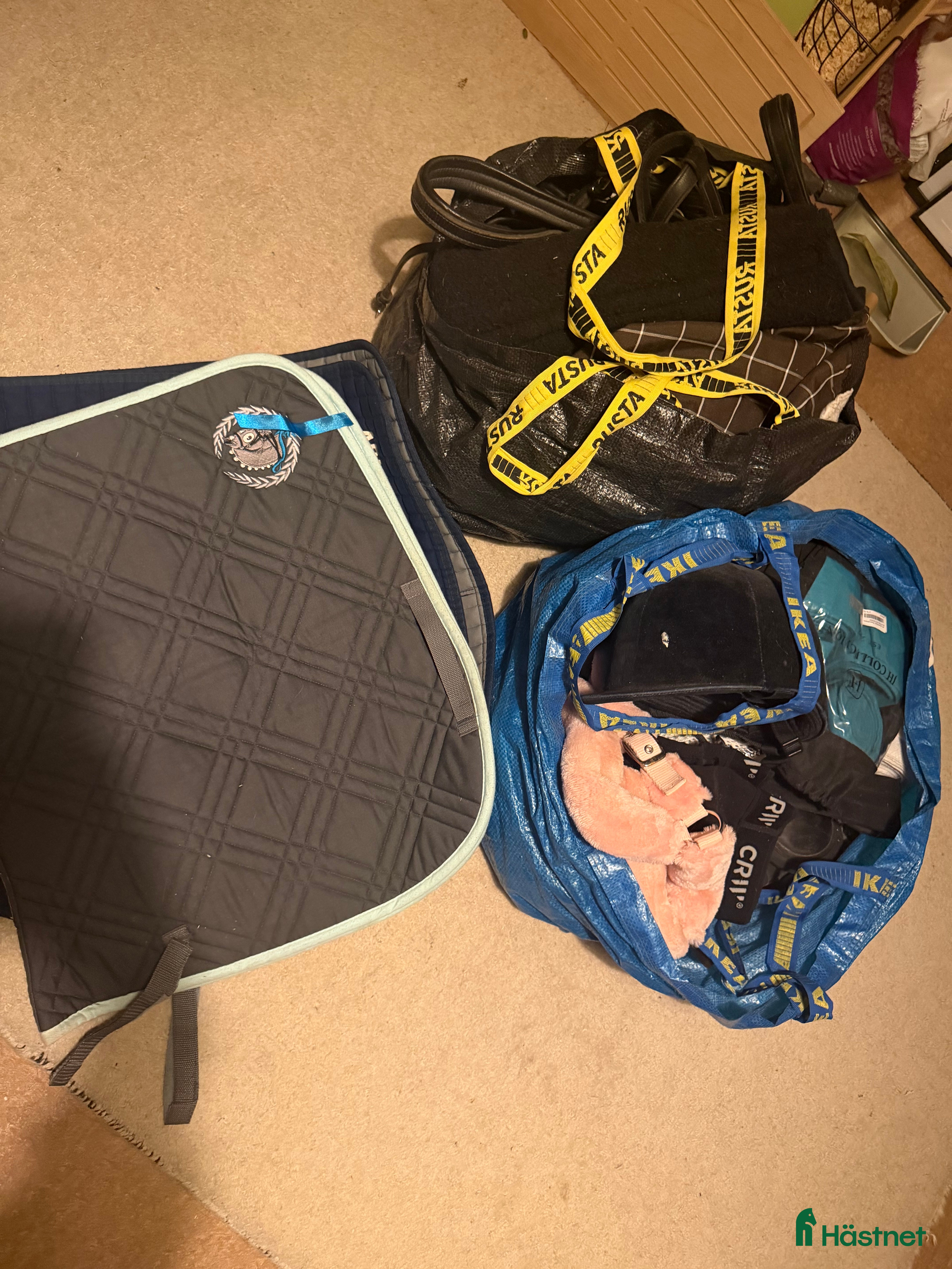 Övrig Hästutrustning hästutrustning Massor häst saker i Järna - Annons 1