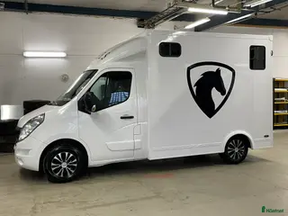 Hästlastbilar fordon & transport till salu: Renault Master. Hästlastbil,B-kort.Lastvikt 1100kg - Annons 2