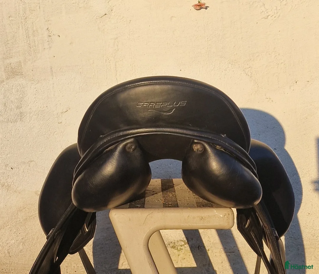 Sadlar hästutrustning till salu: Erreplus Vittoria i Matfors - Annons 8