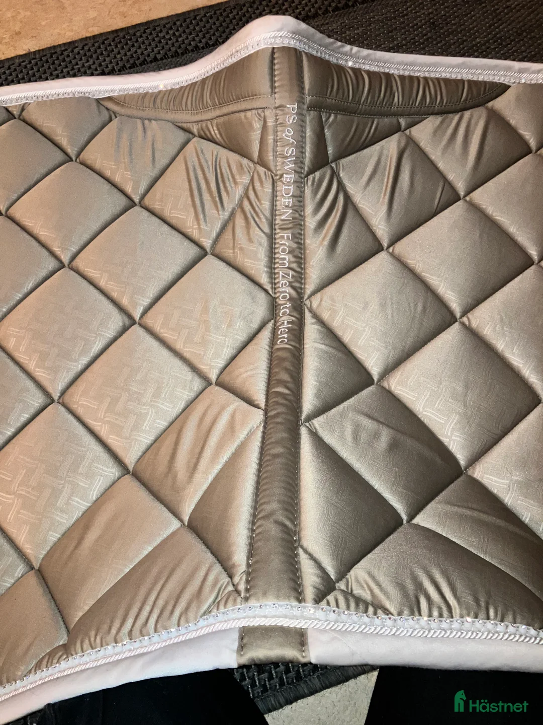 Sadeltillbehör hästutrustning till salu: Ps of sweden schabrak  - Annons 2