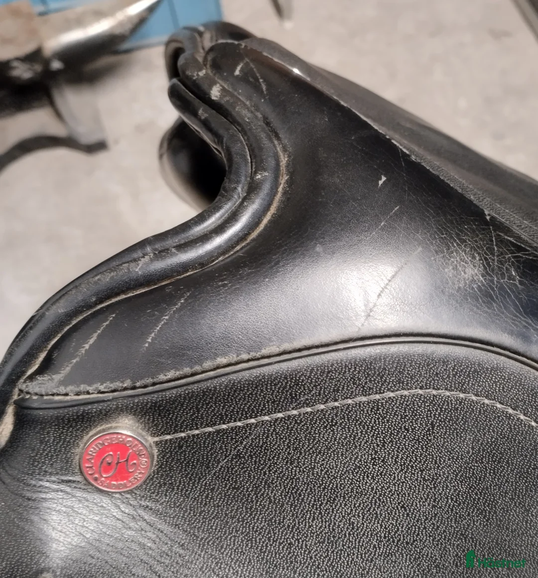 Sadlar hästutrustning till salu: Svart Fairfield flatback stl 17". - Annons 3