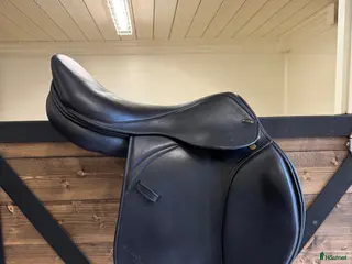 Sadlar hästutrustning Santa Cruz Hoppsadel Merino - Annons 1