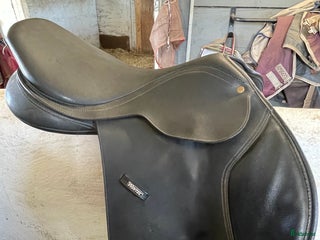 Sadlar hästutrustning till salu: Wintec air i Älmhult - Annons 11