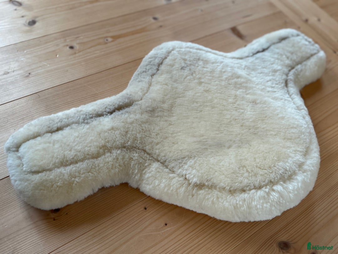 Sadeltillbehör hästutrustning till salu: Genuine Sherpa Gjordskydd i Staffanstorp - Annons 2