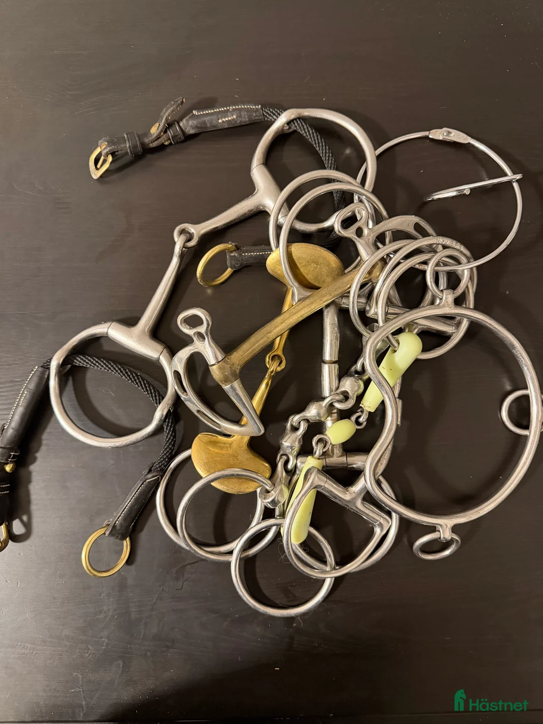 Övrig Hästutrustning hästutrustning till salu: Blandade bett i fint skick – flera modeller i Värmdö - Annons 1