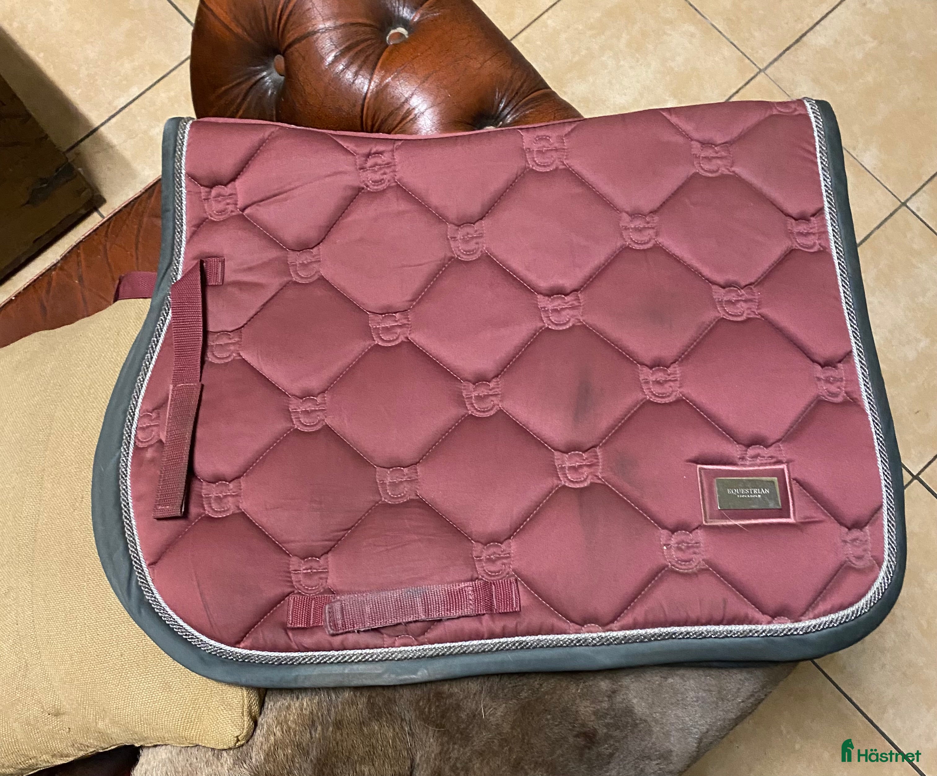 Schabrak & Vojlockar hästutrustning till salu: Equestrian Stockholm Schabrak  i Växjö - Annons 2