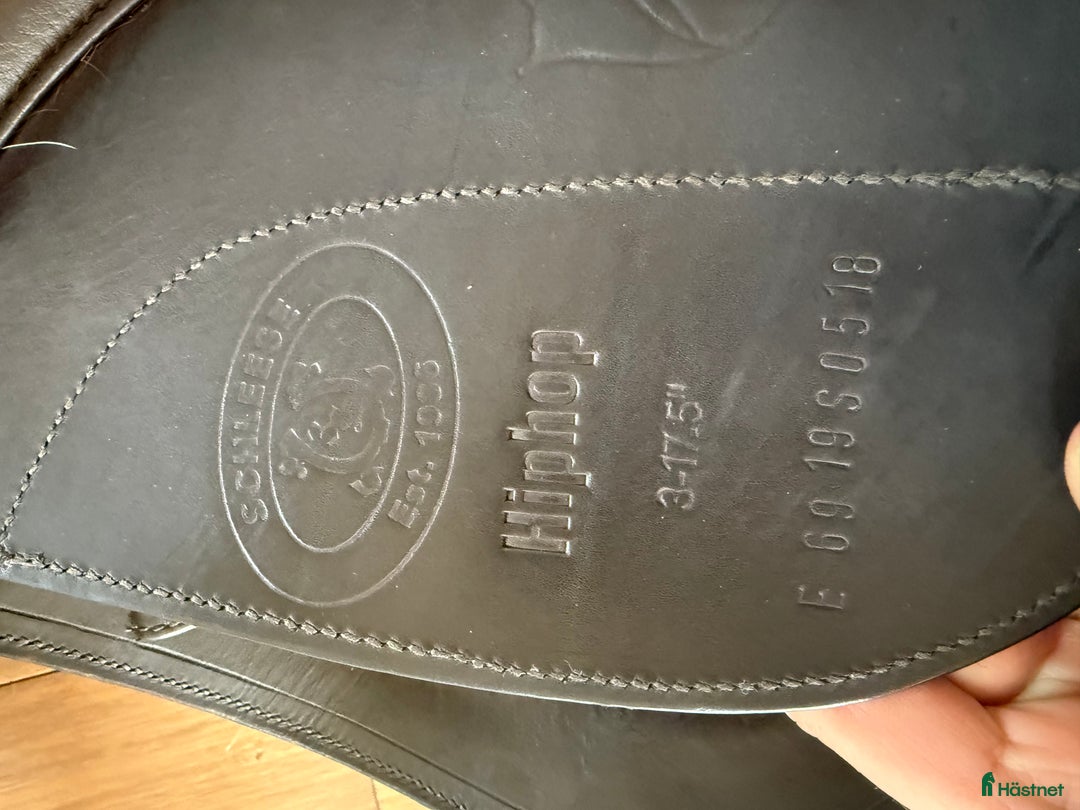 Sadlar hästutrustning till salu: Jättefin Schleese HipHop 17,5” i Söderhamn - Bild 6