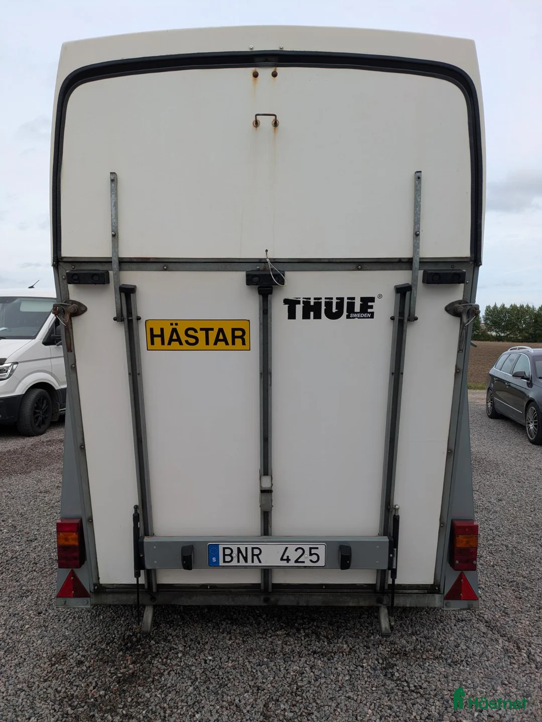 Hästtransporter  fordon & transport till salu: Thule prestige hästtransport  i Lundsbrunn - Annons 2