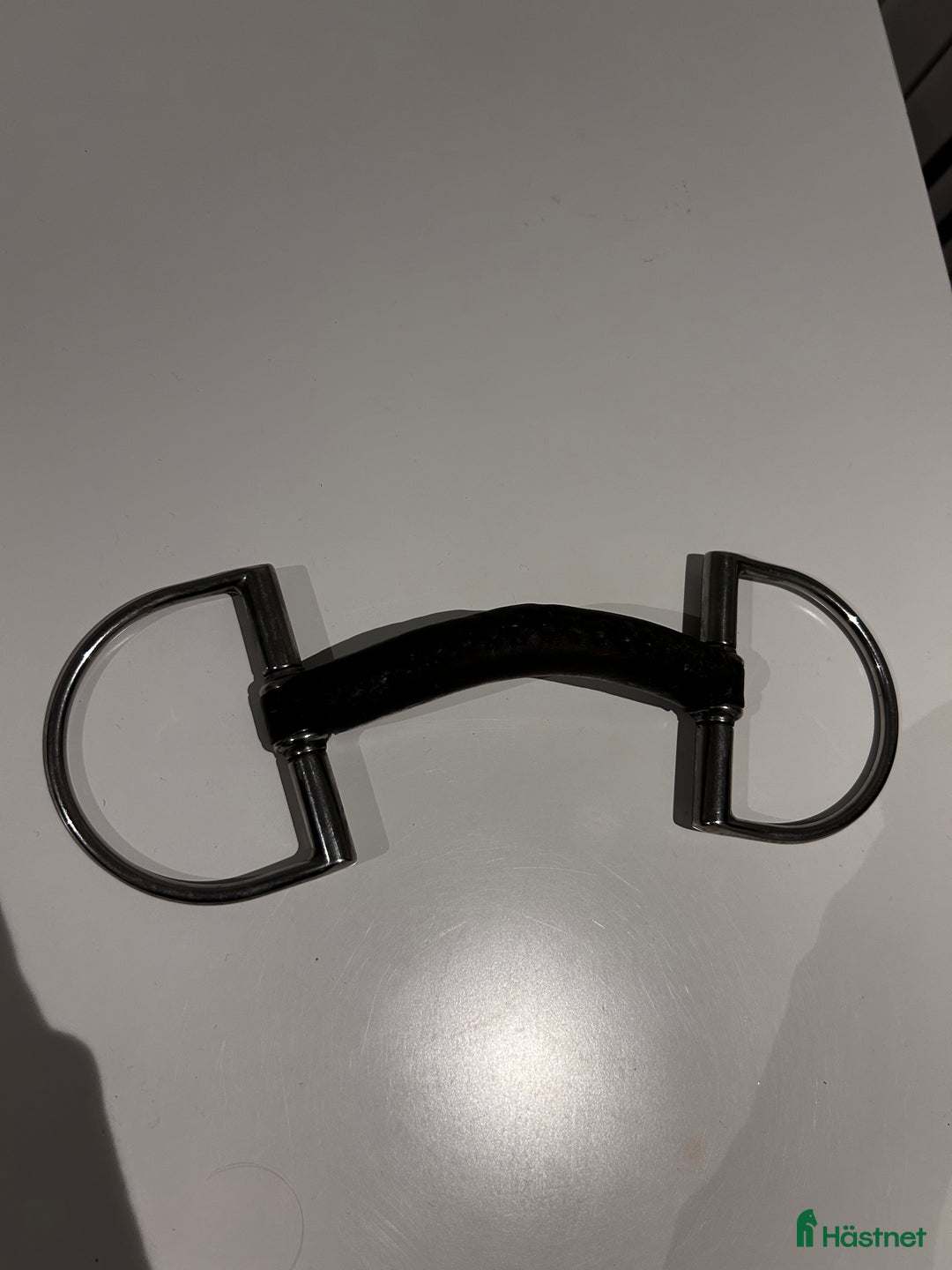 Bett hästutrustning till salu: Läderbett storlek 12,5 i Svedala - Annons 1