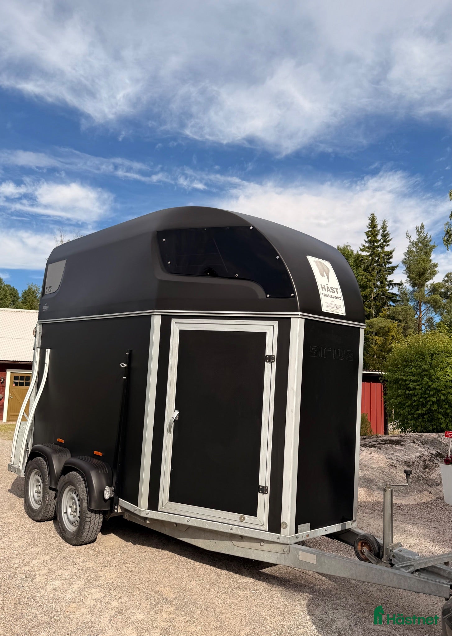 Hästtransporter  fordon & transport till salu: Sirius S75 Hästtransport - Nybes UA - Annons 1
