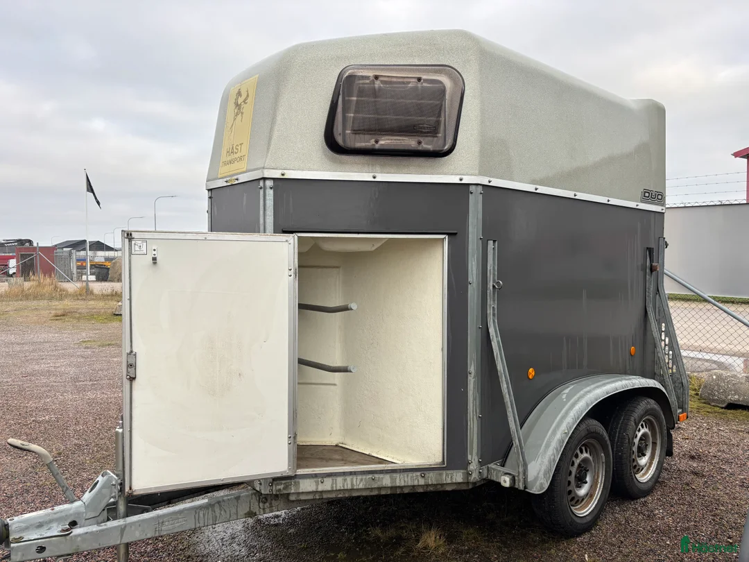 Hästtransporter  fordon & transport till salu: Nybesiktigad & nyservad - Annons 1