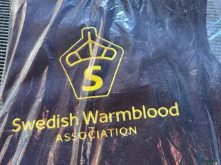 Täcken hästutrustning Helt ny filt från Mias ridsport med swb - Annons 11