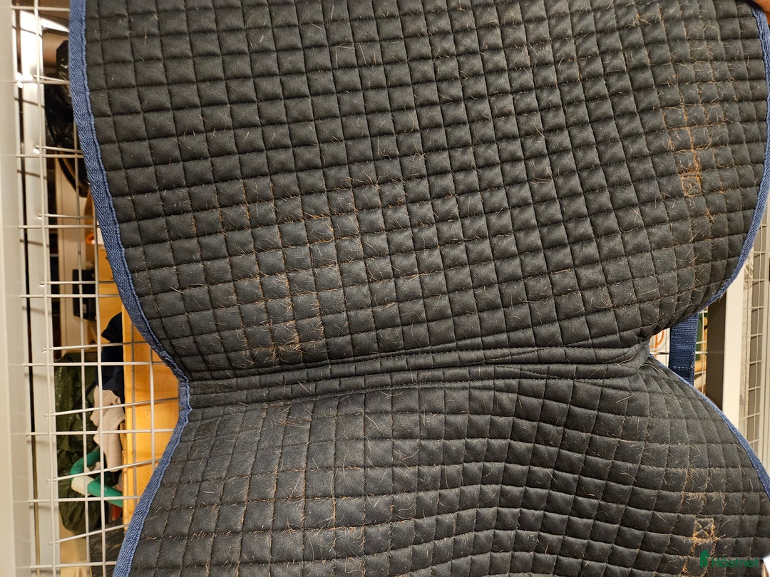 Schabrak & Vojlockar hästutrustning till salu: Flera schabrak säljes, olika märken i Lerum - Annons 15