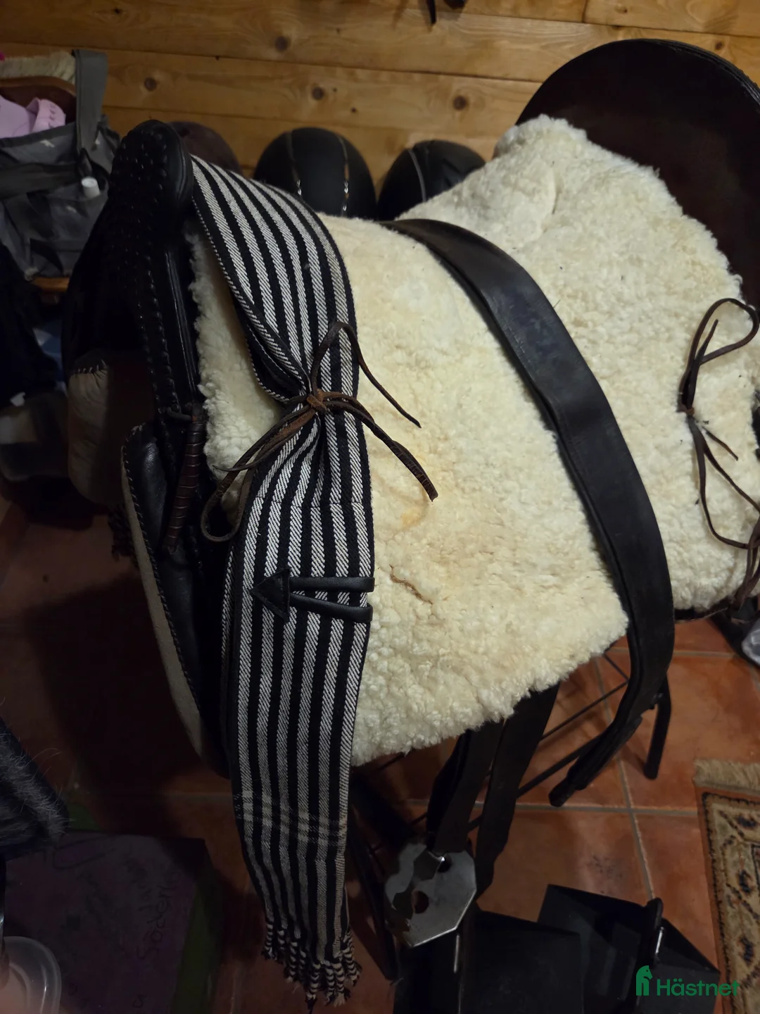 Sadlar hästutrustning till salu: Äkta Spansk sadel. - Annons 1