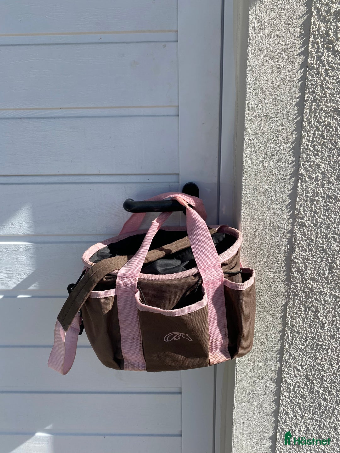 Övrig Hästutrustning hästutrustning till salu: brun ryktväska💗  i Hammarö - Annons 3