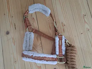 Träns hästutrustning FIN ES GRIMMA TILL SALU/BYTE! i Ljusterö - Annons 24