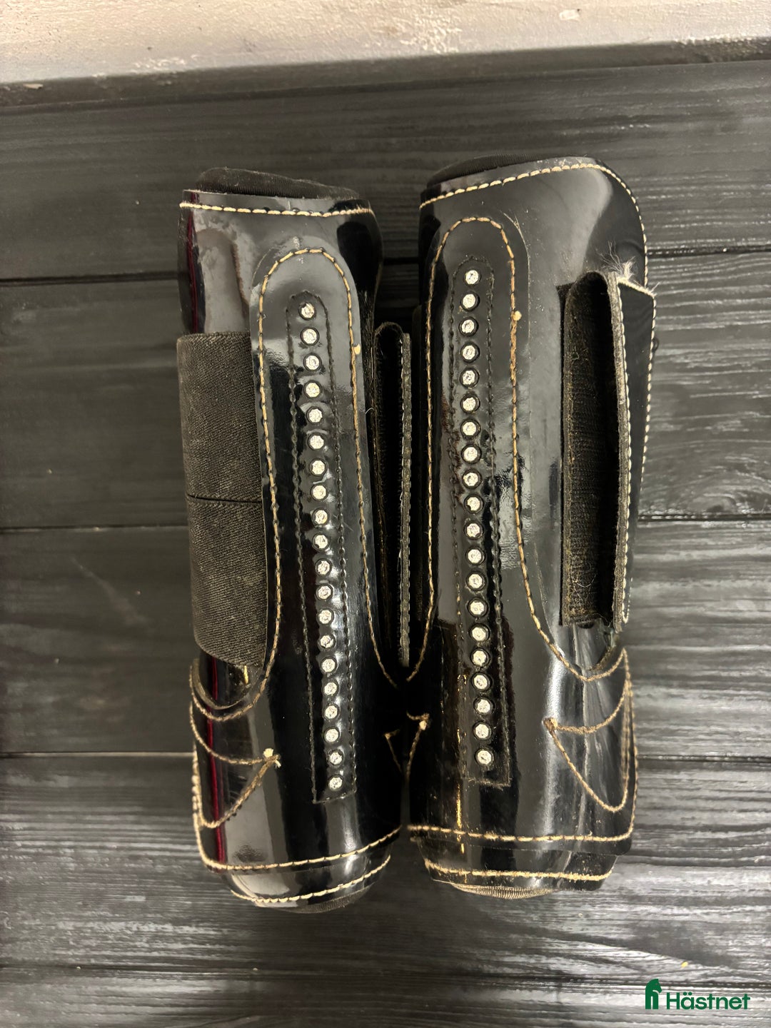 Benskydd hästutrustning till salu: Benskydd med bling i Frösön - Annons 1