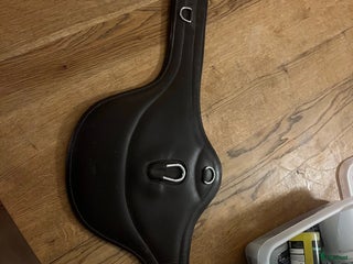 Sadeltillbehör hästutrustning till salu: Lippo magplatta/hoppplatta i Stockholm - Annons 4