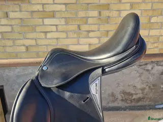 Sadlar hästutrustning Equiline Talent 16" - Annons 5